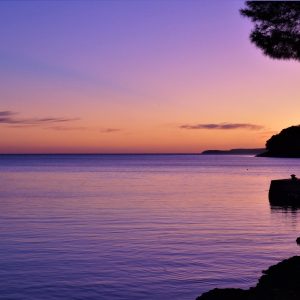 Insel Losinj - Blick aus der Ferne bei Sonnenuntergang