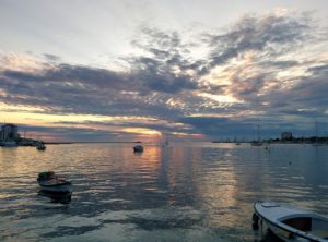 Sonnenuntergang im Hafen von Umag, Istrien